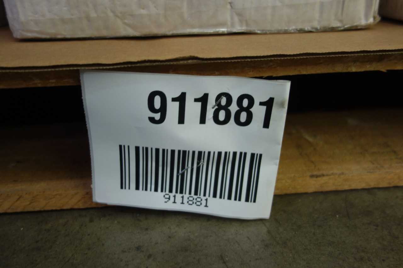 PALLET OF IRONWEAR DISPOSABLE COVERALLS, SIZE XL - SAFETY EQUIPMENT