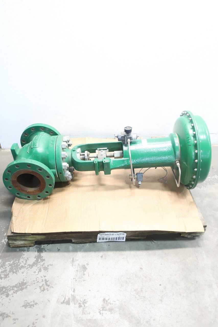 FISHER TYPE ET PNEUMATIC TYPE 667 300 STEEL FLANGED 6IN CONTROL VALVE - CONTROL VALVE