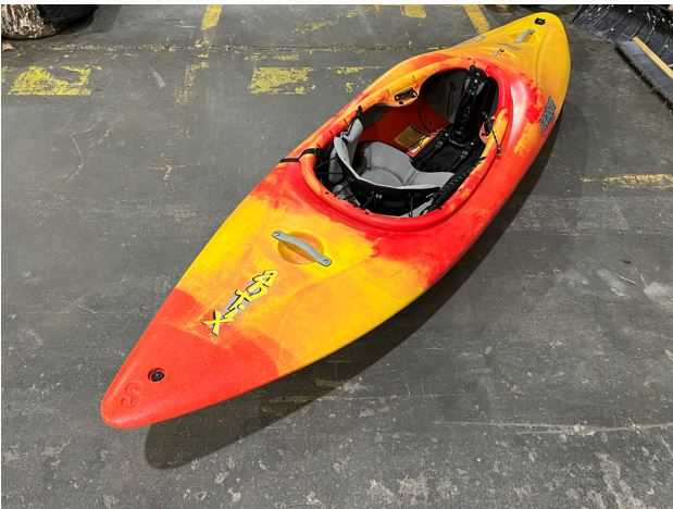 Jackson Antix Kayak - PUMPS