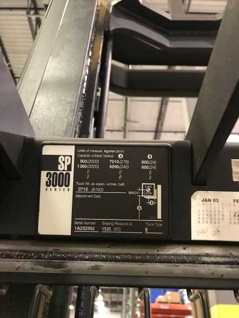 2002 Crown SP3020-30 order picker Rogers MN - ORDER PICKER