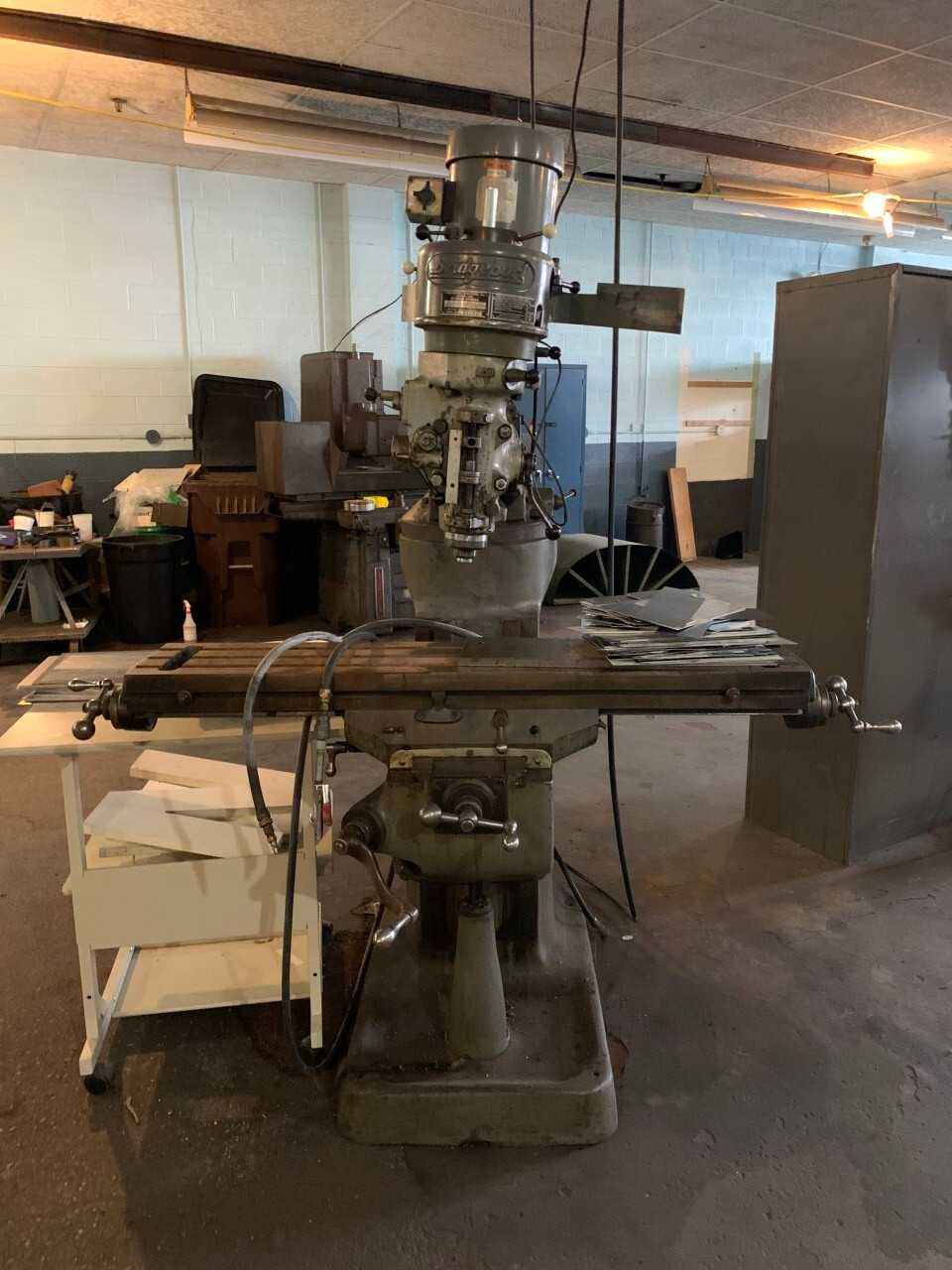 Bridgeport Drill Press 00274 - UPRIGHT DRILL PRESSES