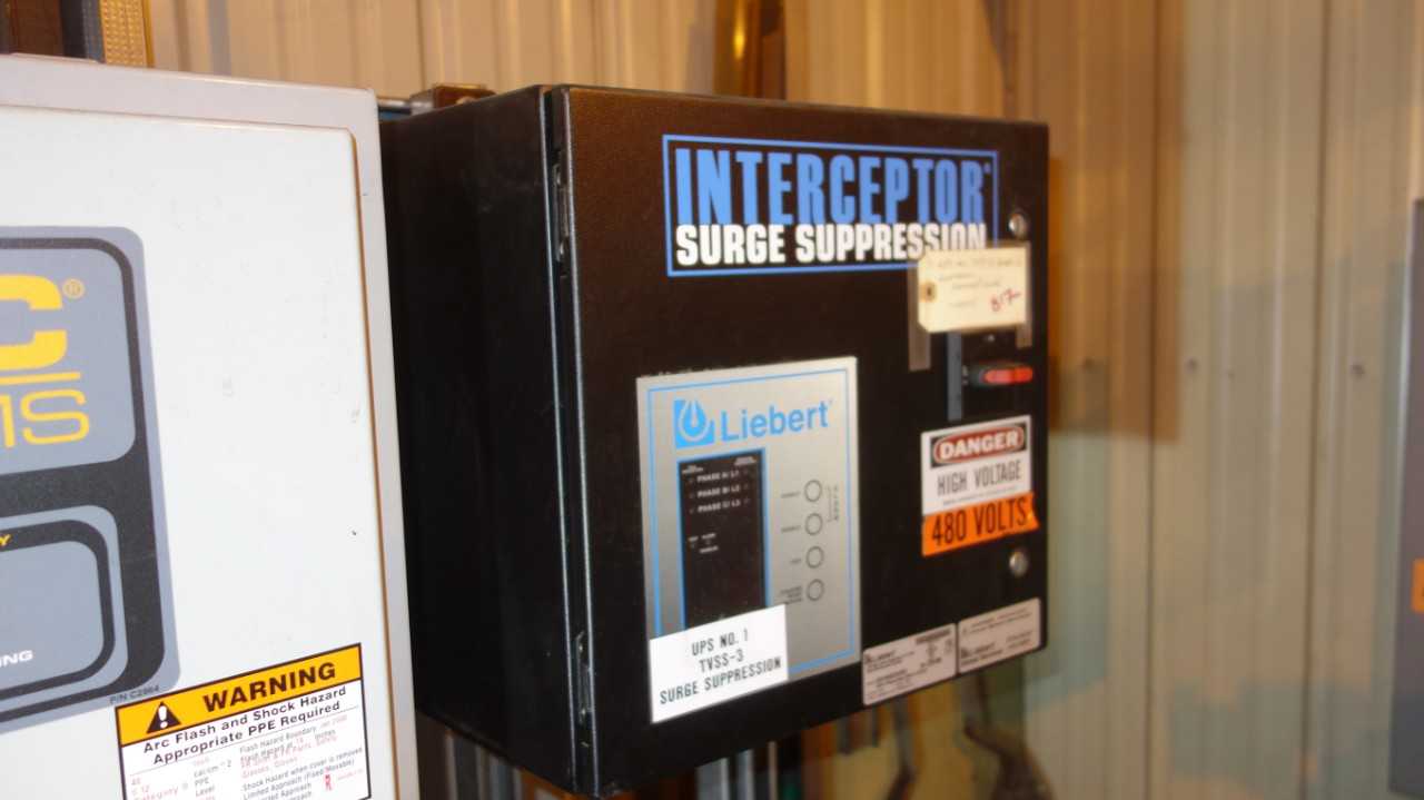 LOT OF 2 LIEBERT INTERCEPTOR SURGE SUPPRESSOR CONTROL PANEL (DELAYED REMOVAL) - AUTOMATION & CONTROLS