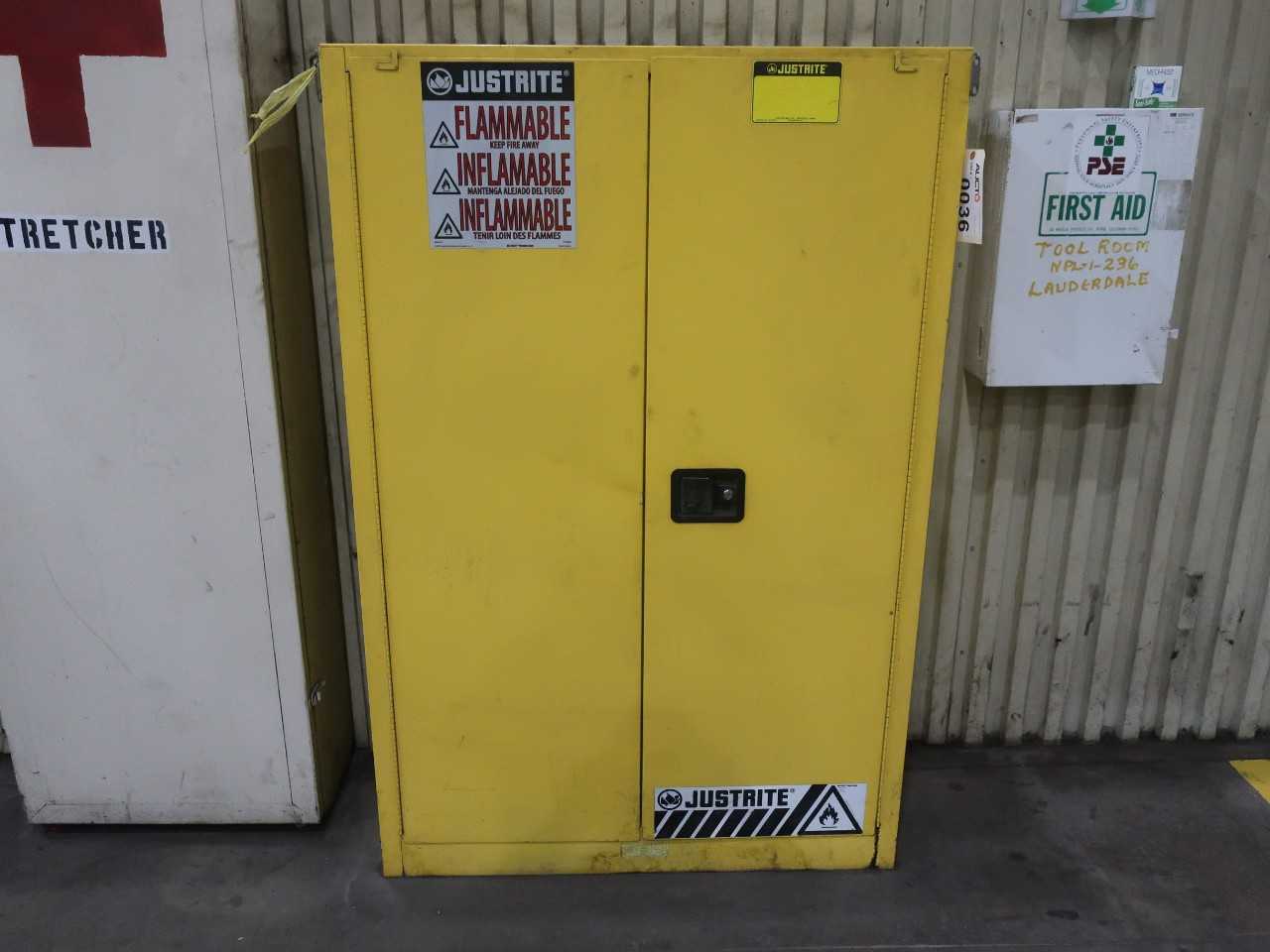 Flammable liquid storage cabinet, 45 gal, no contents - TOOL STORAGE