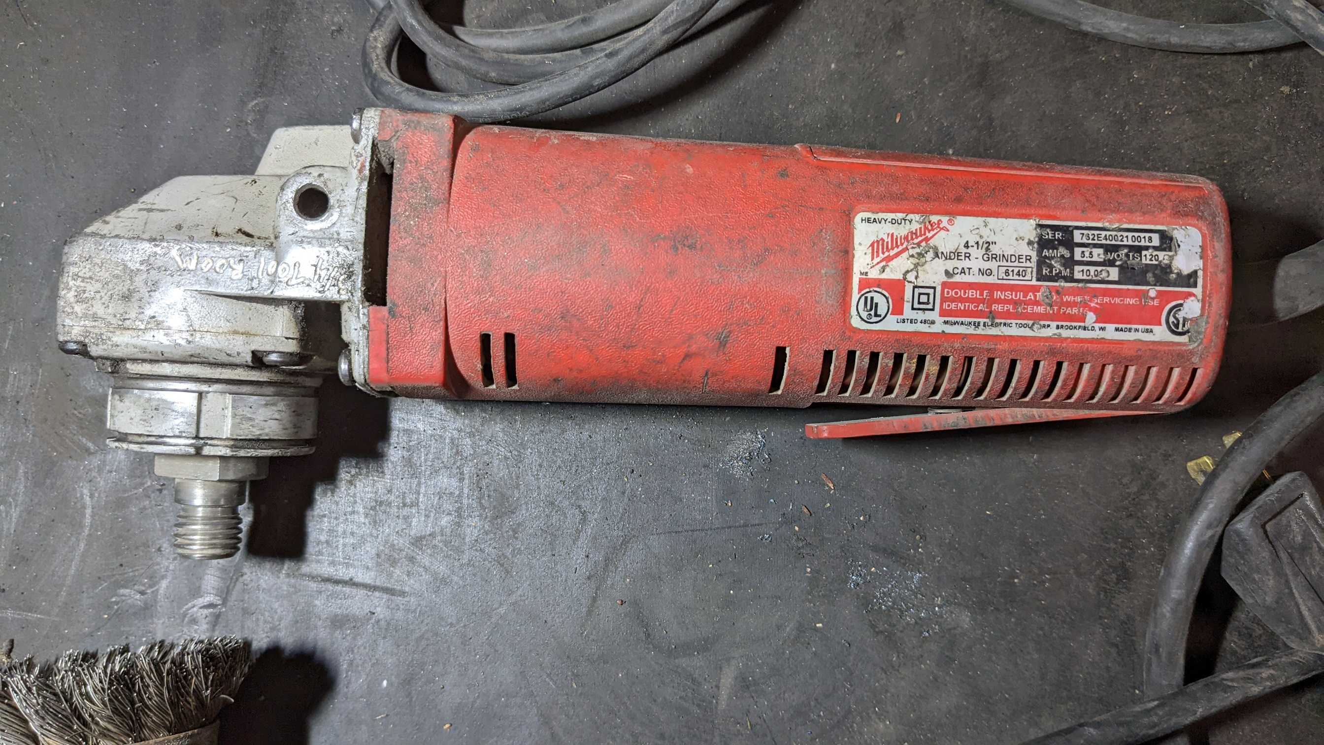 LOT OF 4 GRINDERS - ELECTRIC POWER TOOLS