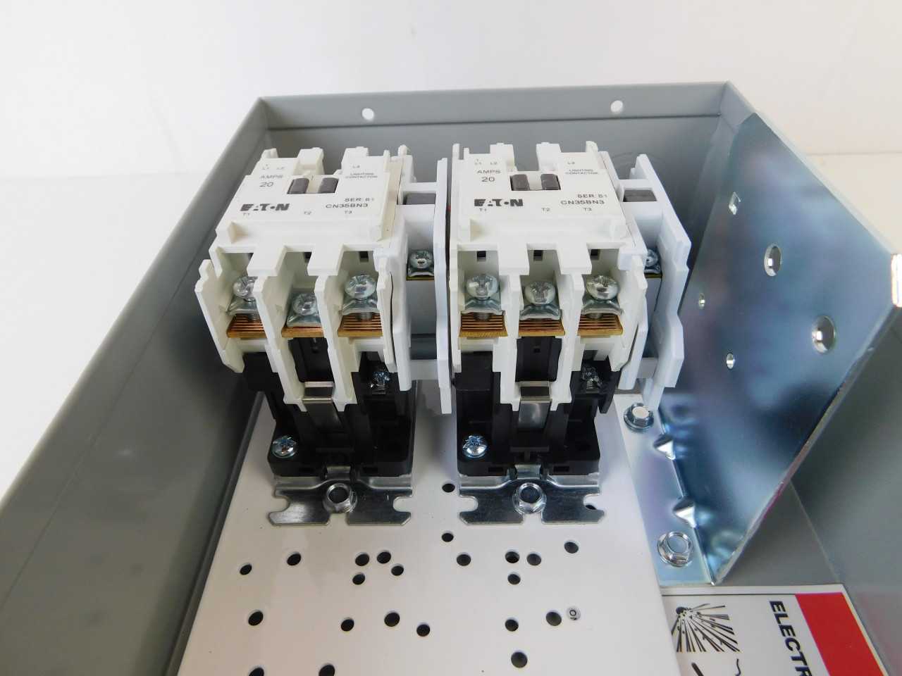 Lot of Quantity 5x ECL03B1H6A Lighting Contactors - LIGHTING