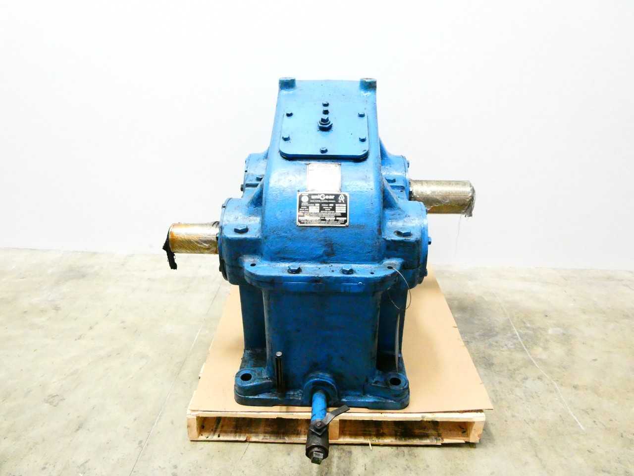 DOMINION ENGINEERING SR-18 ENCLOSED GEAR DRIVE - GEAR REDUCERS