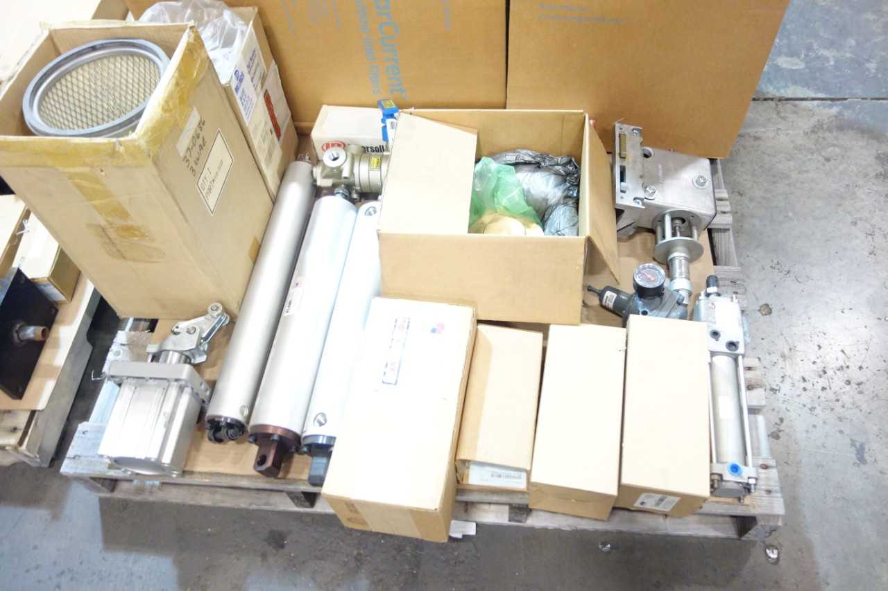 2 PALLETS OF ASSORTED PNEUMATIC CYLINDERS, FILTERS, PARTS, LUBRICATOR - PNEUMATIC CYLINDERS & ACTUATORS