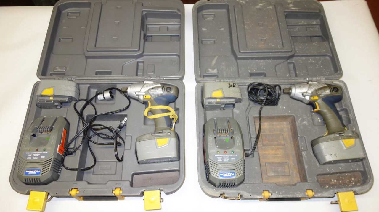 LOT OF 2 MASTERCRAFT MAXIMUM 54-0070-4 CORDLESS IMPACT WRENCH DRIVERS - ELECTRIC POWER TOOLS