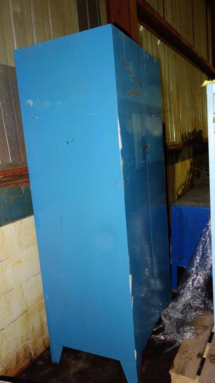 2 DOOR STEEL CABINET - TOOL STORAGE 2 DOOR STEEL CABINET - TOOL STORAGE