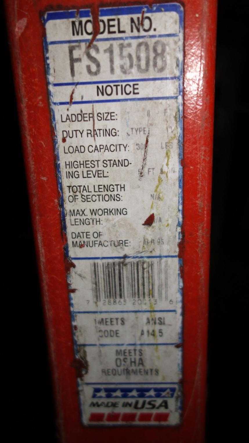 FEATHERLITE FS1508 8-STEP ALUMINUM LADDER - MISCELLANEOUS