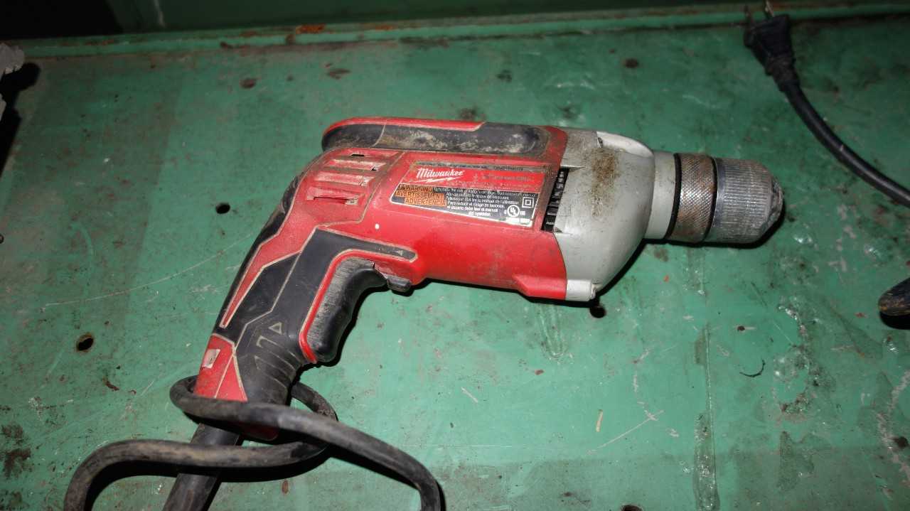 MILWAUKEE 0240-20 3/8IN DRILL - ELECTRIC POWER TOOLS