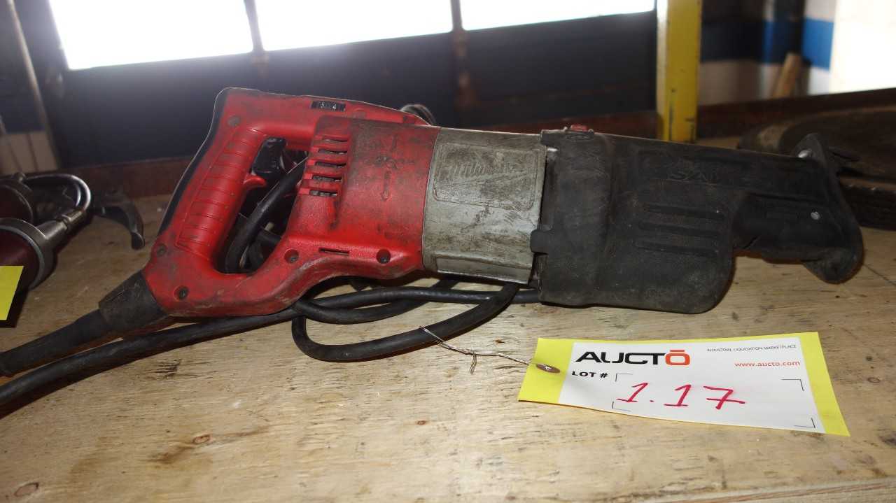 MILWAUKEE ORBITAL SUPER SAWZALL RECIPROCATING SAW - ELECTRIC POWER TOOLS
