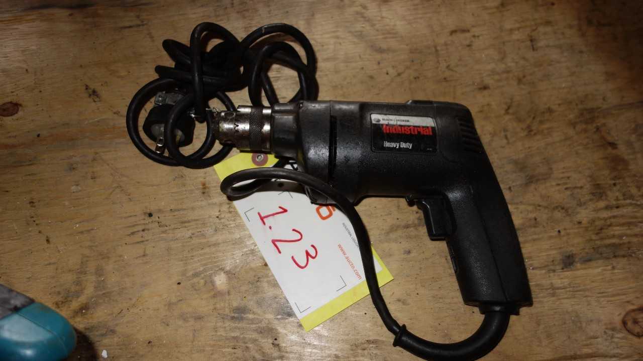 BLACK& DECKER 2600 100 HOLGUN 3/8IN DRILL 120V-AC - ELECTRIC POWER TOOLS