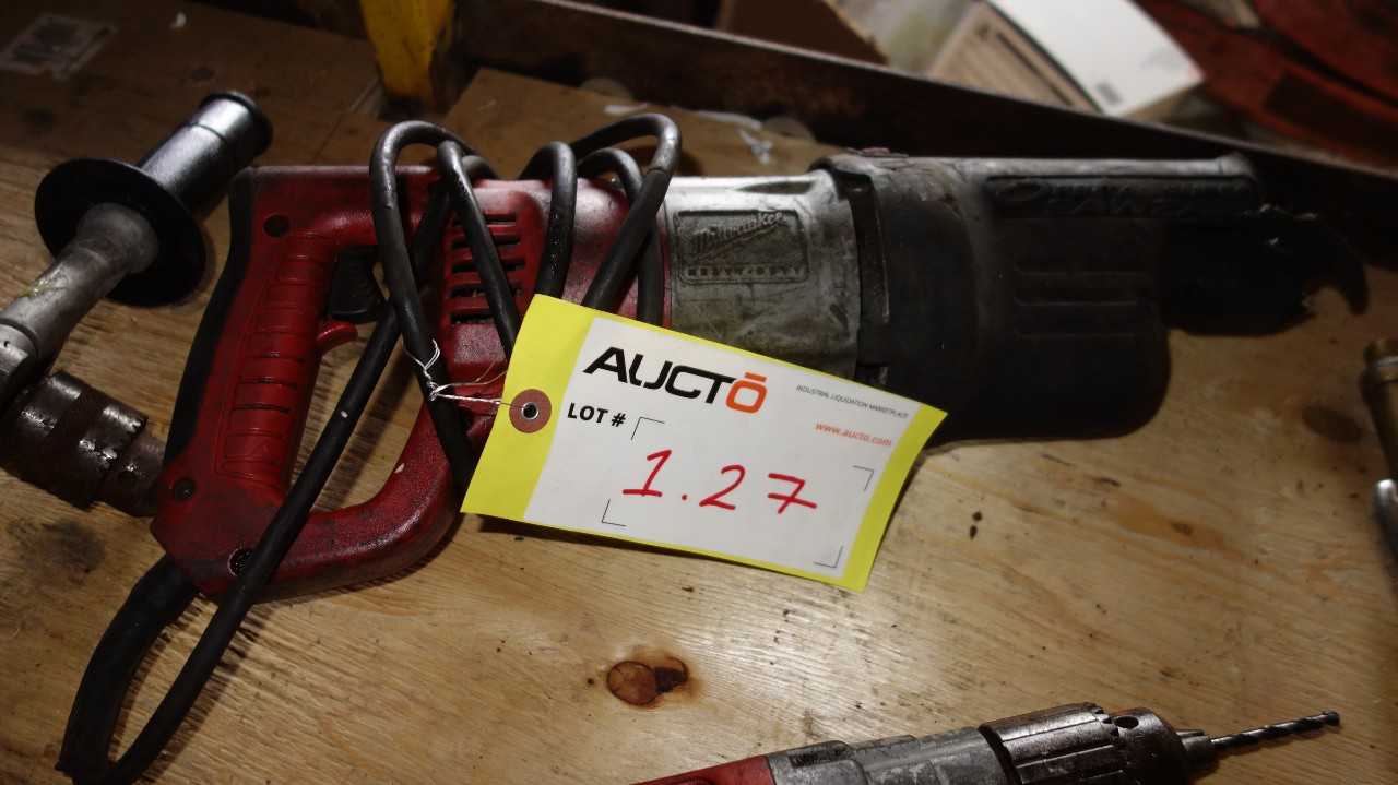 MILWAUKEE 120V-AC SAWZALL RECIPROCATING SAW - ELECTRIC POWER TOOLS