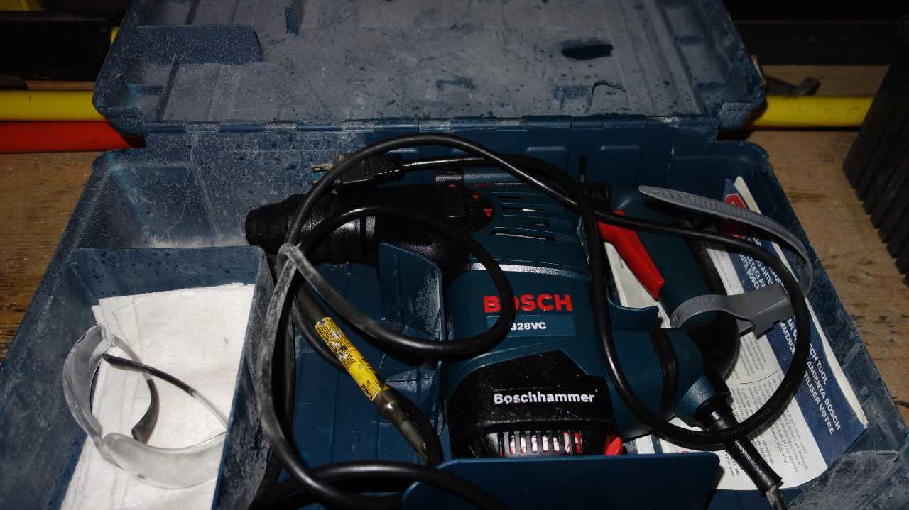 BOSCH RH328VC120V-AC HAMMER DRILL - ELECTRIC POWER TOOLS