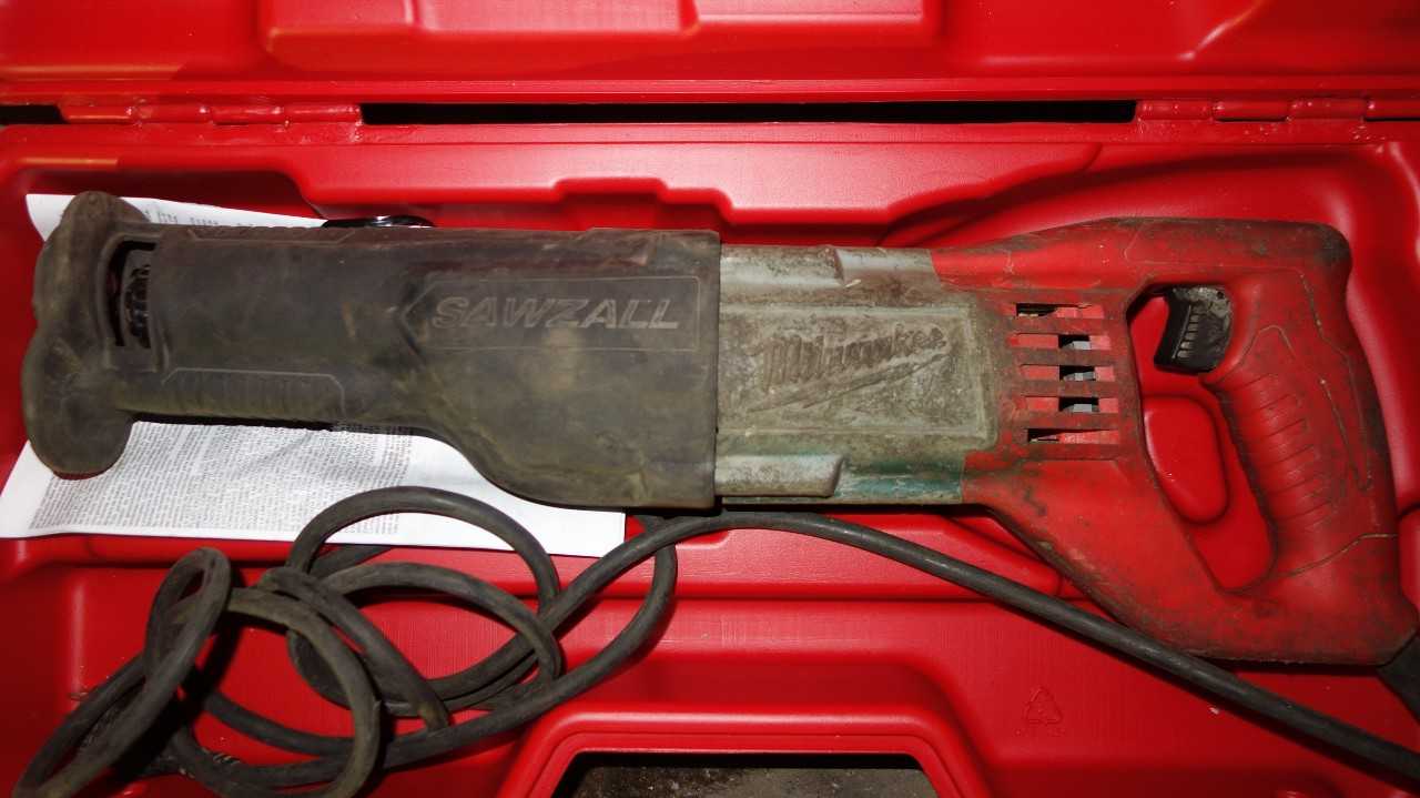 MILWAUKEE 120V-AC ORBITAL SUPER SAWZALL RECIPROCRATING SAW - ELECTRIC POWER TOOLS