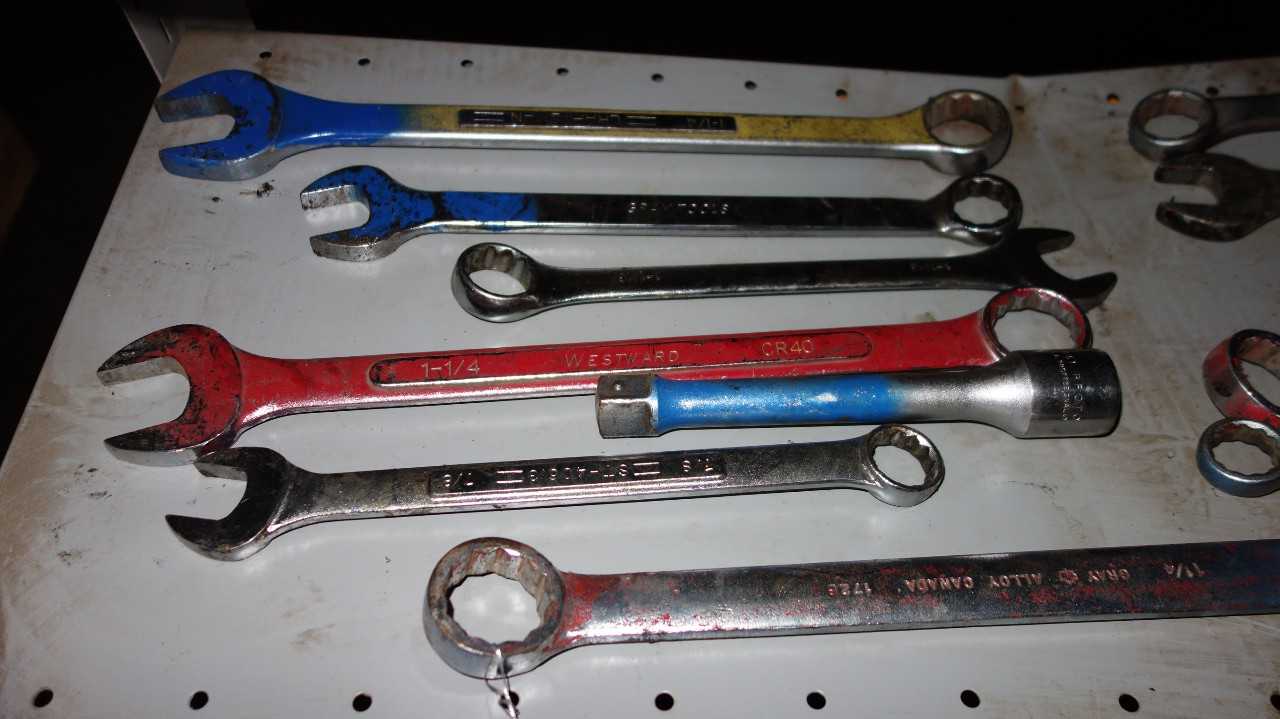 LOT OF ASSORTED HAND WRENCHES, GRAY, PROTO - HAND TOOLS
