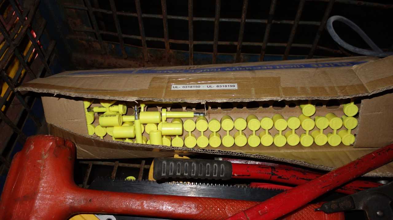1 PALLET OF HAND TOOLS, CRIMPERS, HAMMERS, HOLE SAWS, SAFETY SEALS - HAND TOOLS