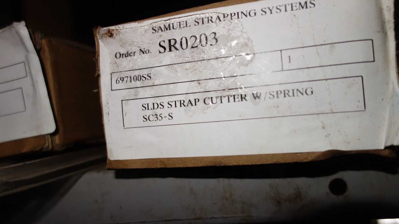 CONTENTS OF SHELF - INCLUDES 3X SC-35S SAMUEL STRAPPING SYSTEMS STRAP CUTTERS - ELECTRIC POWER TOOLS