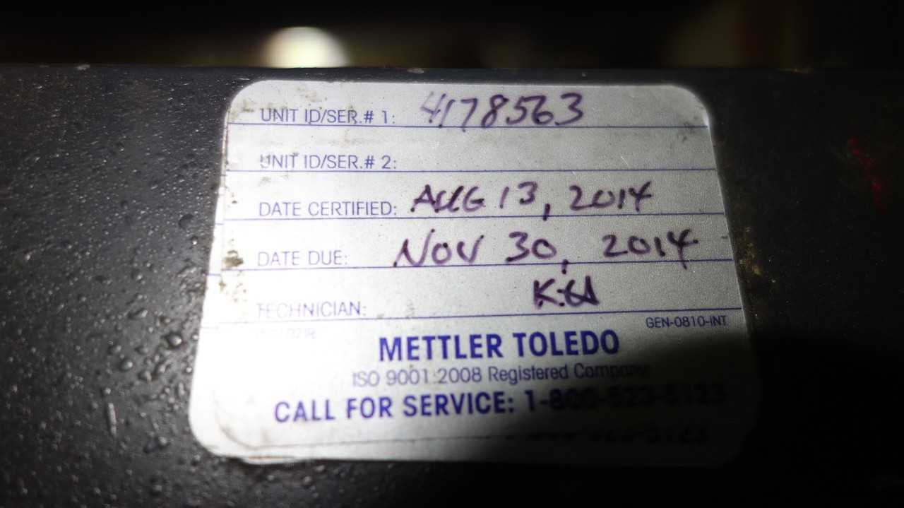 METTLER TOLEDO 98578142 DIGITAL SCALE - SCALES