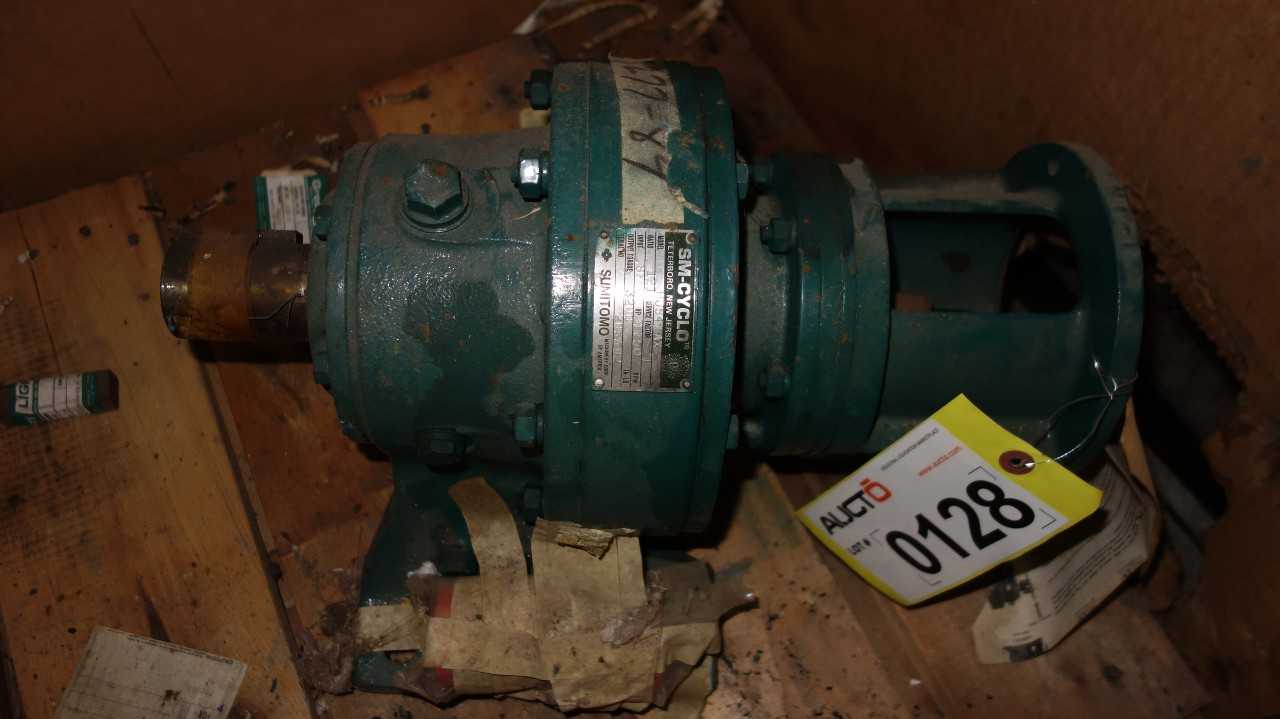 SUMITOMO SM-CYCLO HJ541AX HELICAL GEAR REDUCER 121:1 - GEAR REDUCERS