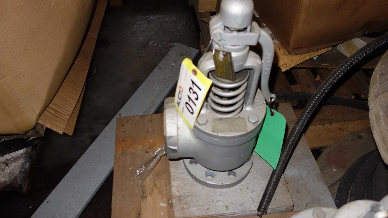 NEW CONSOLIDATED 1511L 2-1/2IN 73PSI STEEL PRESSURE RELIEF VALVE - RELIEF VALVE