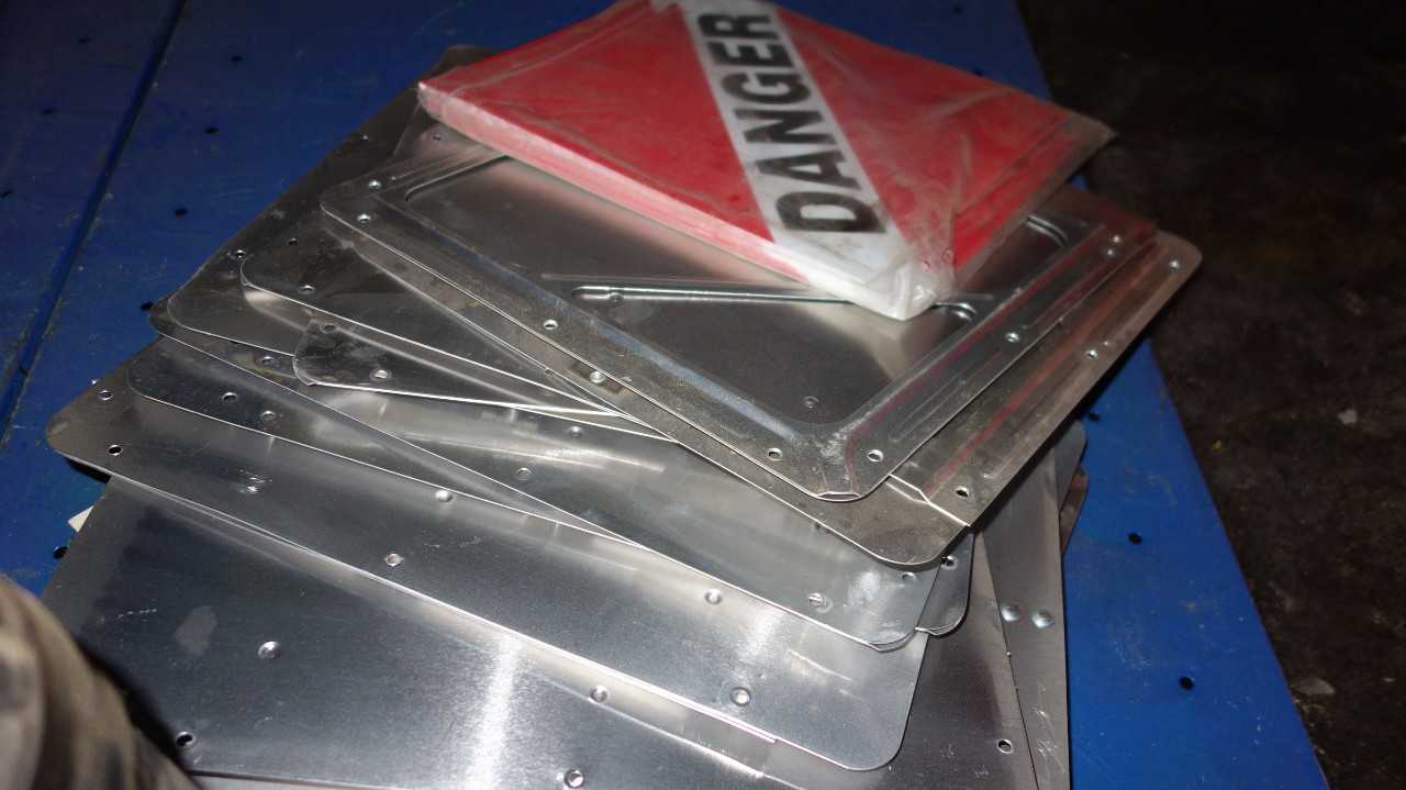 CONTENTS OF SHELVING - VALVE REPLACEMENT PARTS, ASCO, FIKE, FISHER, PROQUIP - VALVES