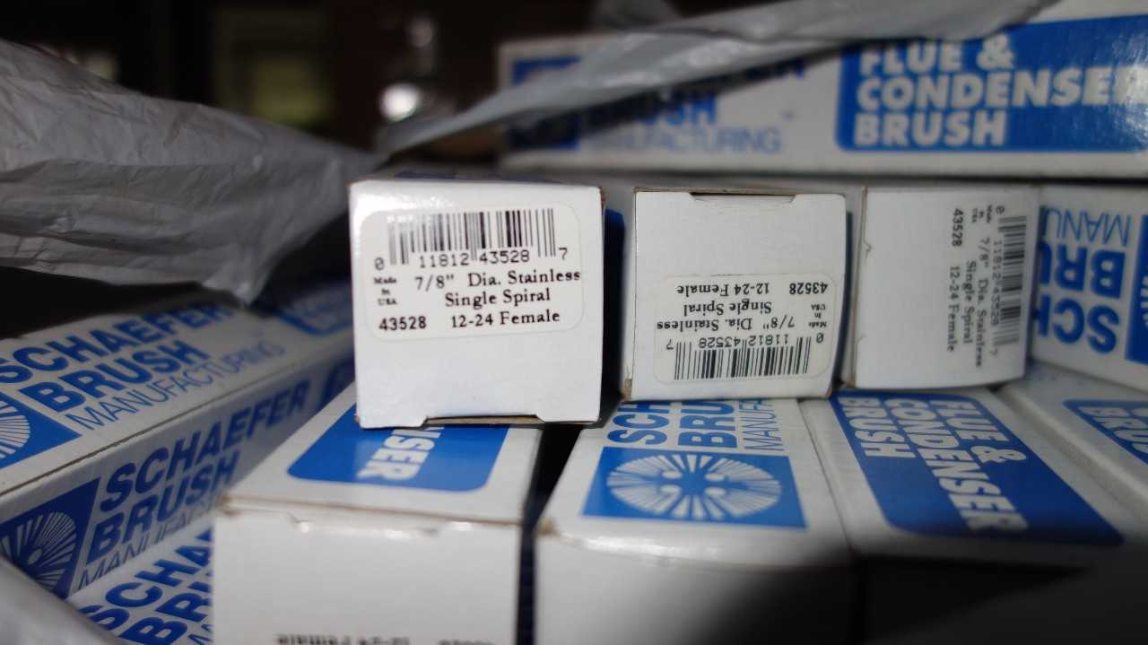 CONTENTS OF SHELVING - INSTRUMENTATION, VALVES, WIKA, TEL-TRU, TUFLINE - INSTRUMENTATION