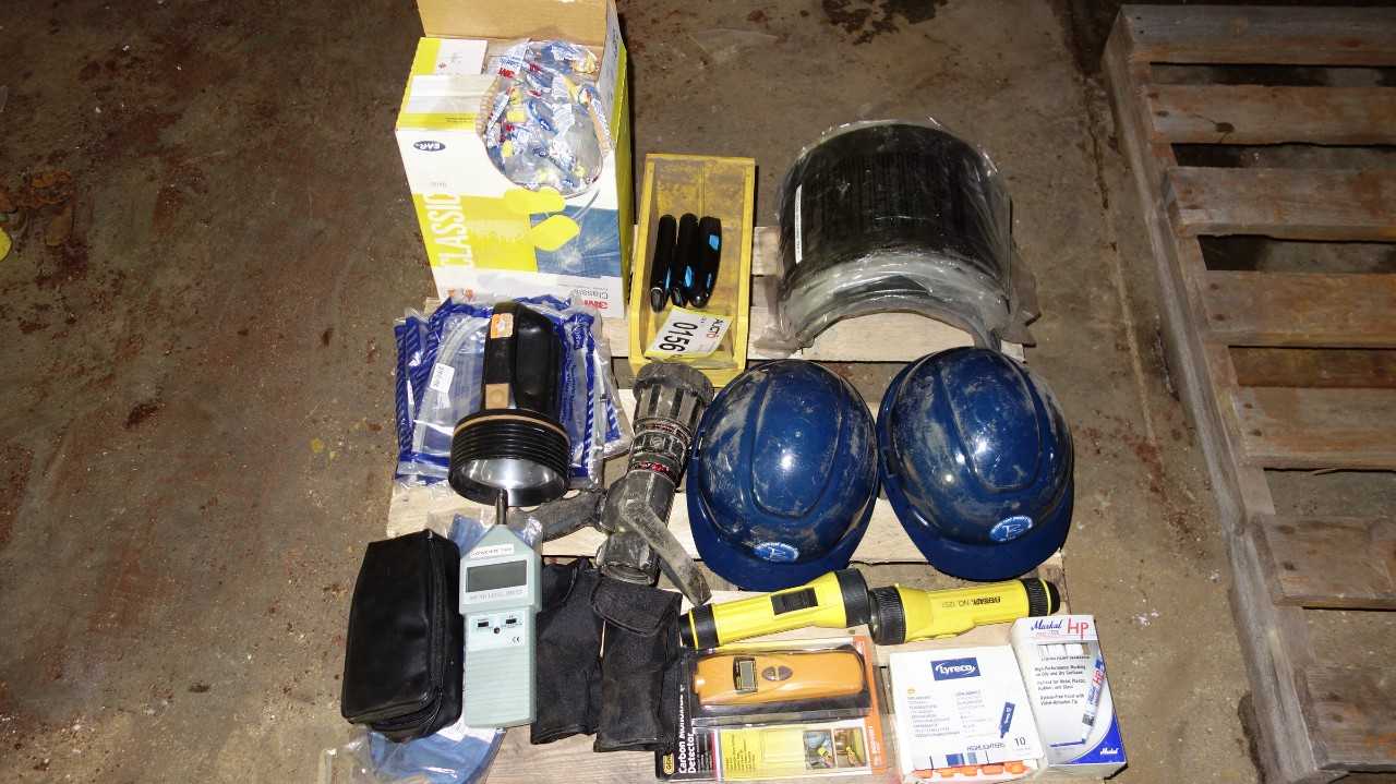 1 PALLET OF ASSORTED SAFETY EQUIPMENT, HARD HATS, EAR PLUGS, GAS DETECTORS - SAFETY EQUIPMENT