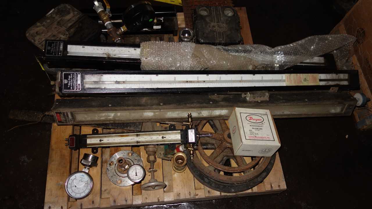 1 PALLET OF ASSORTED VALVE INSTURMENTATION, GAUGES, POSITIONERS, DWYER, ASHCROFT - INDUSTRIAL PARTS