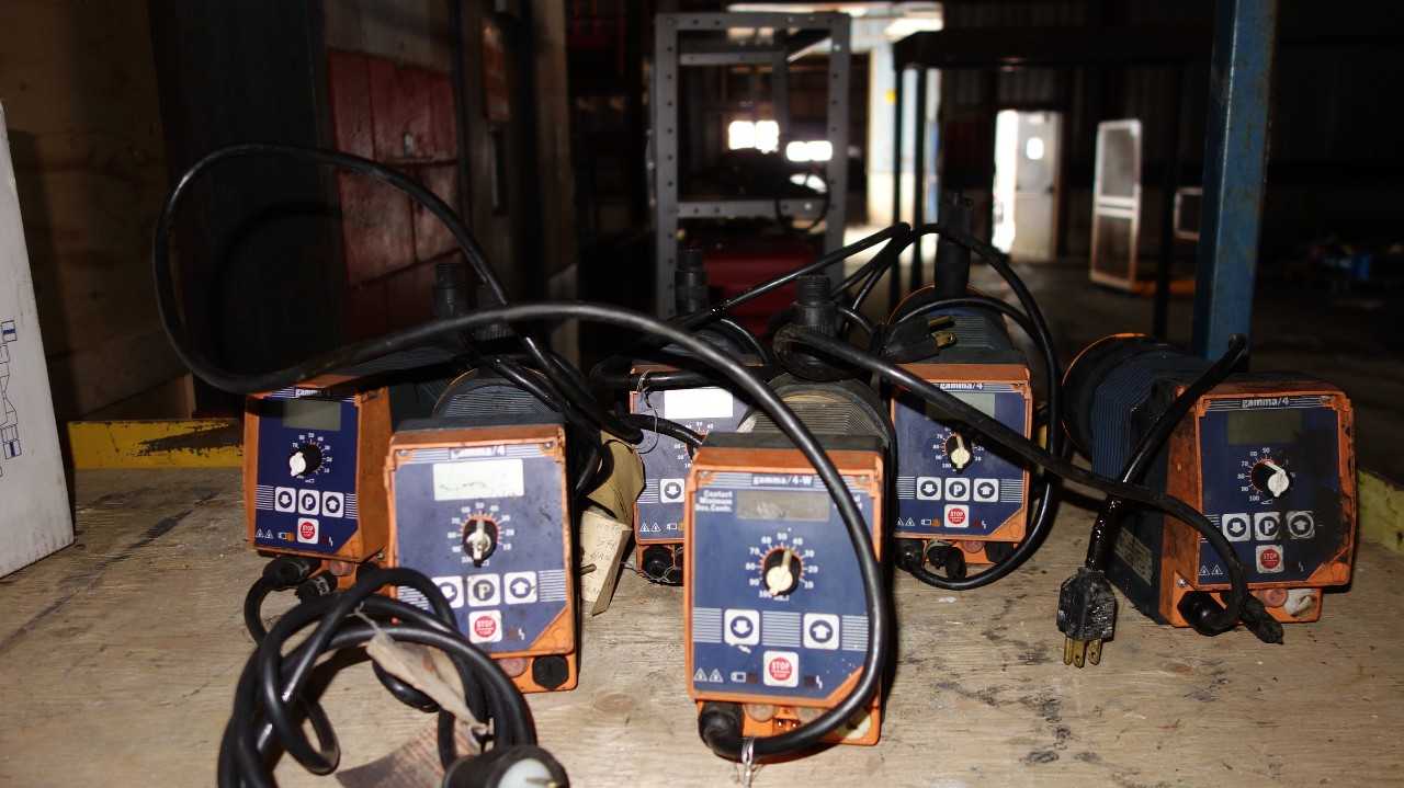 LOT OF 6 PROMINENT GAMMA/4 METERING PUMPS - METERING PUMP