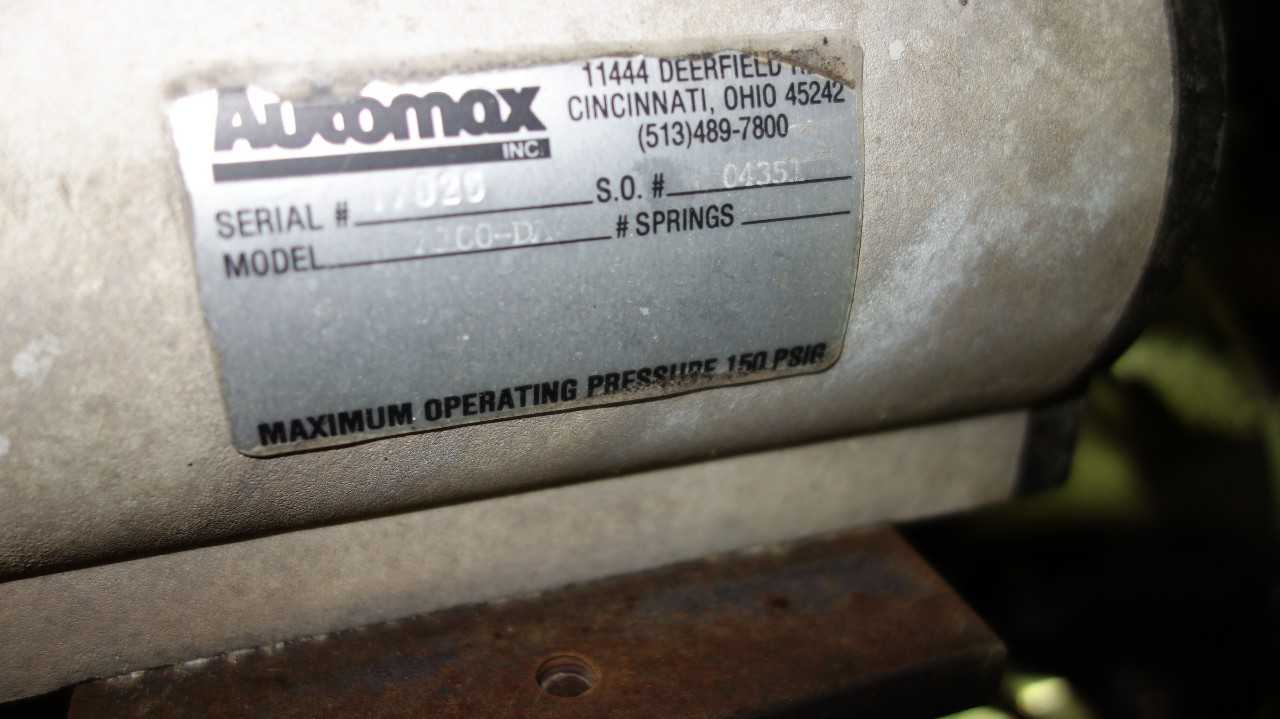 PALLET OF ASSORTED FLUID FLOW FLUID TRANSFER STAINLESS SANITARY VALVES - VALVES