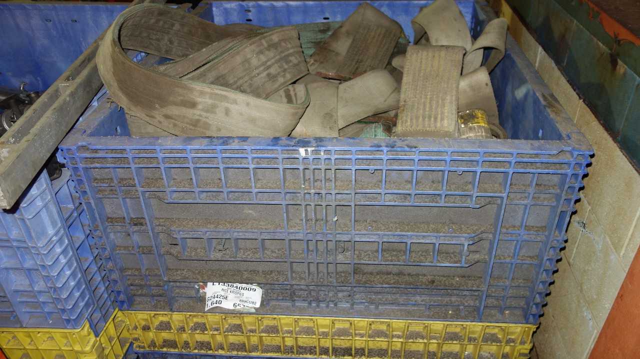 1 BOX OF ASSORTED HOISTING RIGGING SLINGS, STRAPS - LIFTING EQUIPMENT