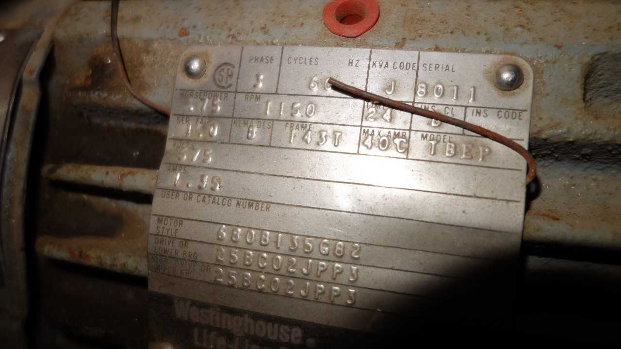 1 CRATE OF ASSORTED ELECTRIC MOTORS, 1/5HP - 5HP, DOERR, BROOK CROMPTON, WEG - ELECTRIC MOTORS