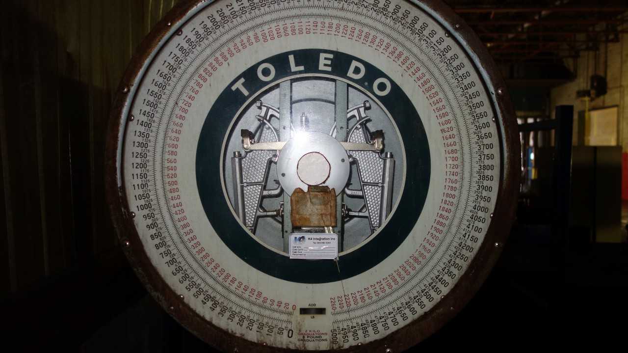 TOLEDO 2191 6500LB MANUAL FLOOR SCALE - SCALES