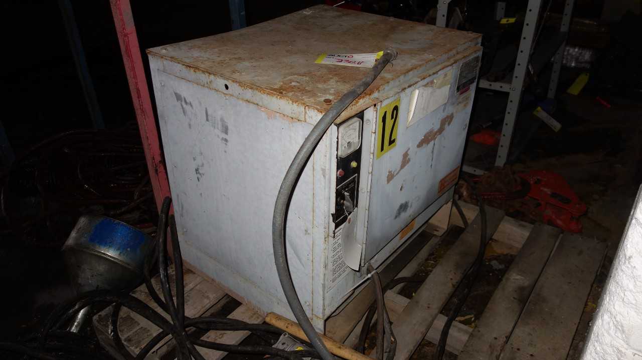 HERTNER 3TF12-1200 BATTERY CHARGER POWER SUPPLY 240/480V-AC IN 24V-DC OUT - MATERIAL HANDLING