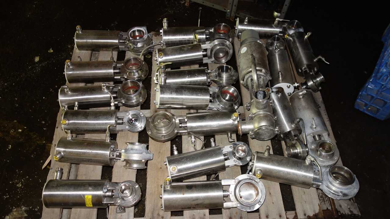 PALLET OF ASSORTED STAINLESS SANITARY BUTTERFLY VALVES, WAUKESHA,  - FOOD & BEVERAGE