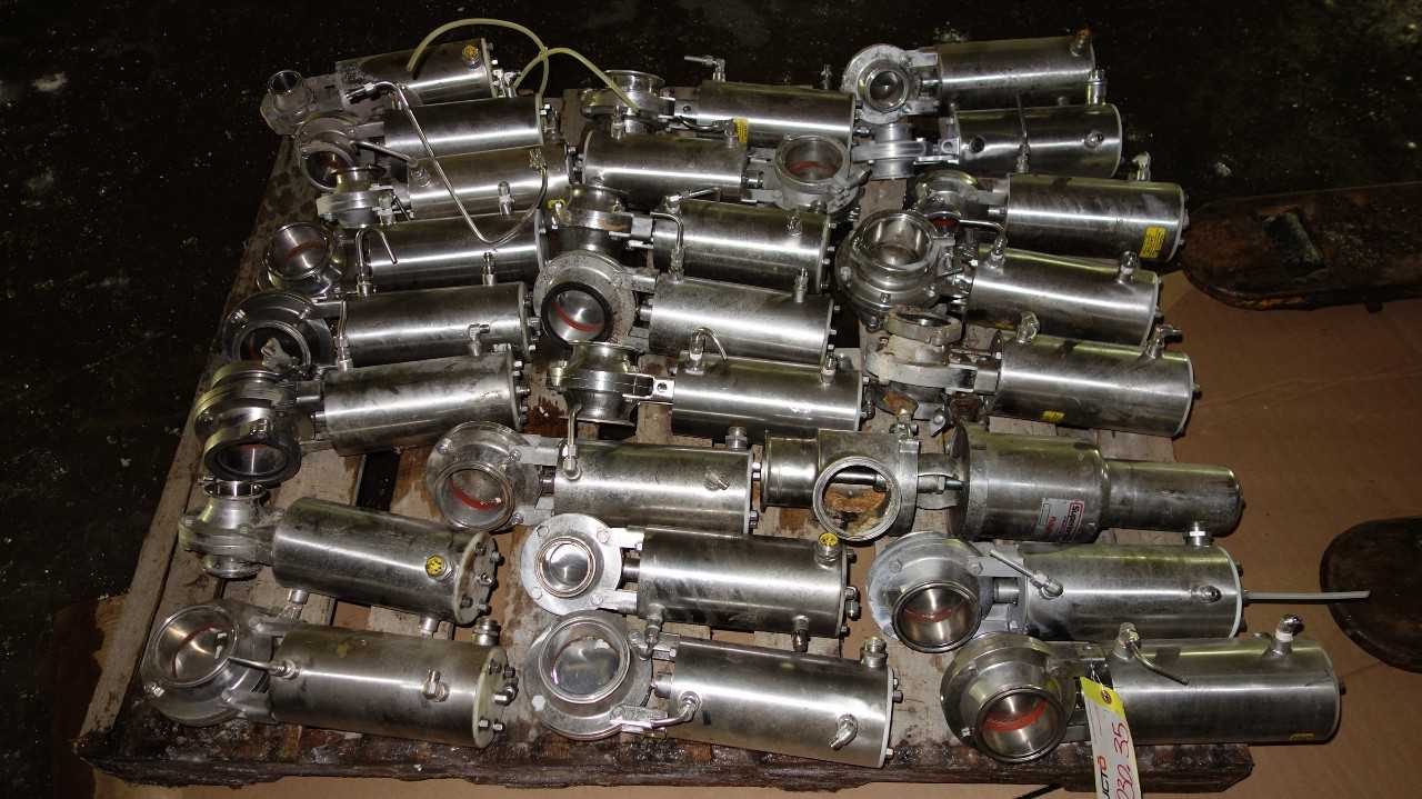 PALLET OF ASSORTED STAINLESS SANITARY BUTTERFLY VALVES, WAUKESHA - FOOD & BEVERAGE