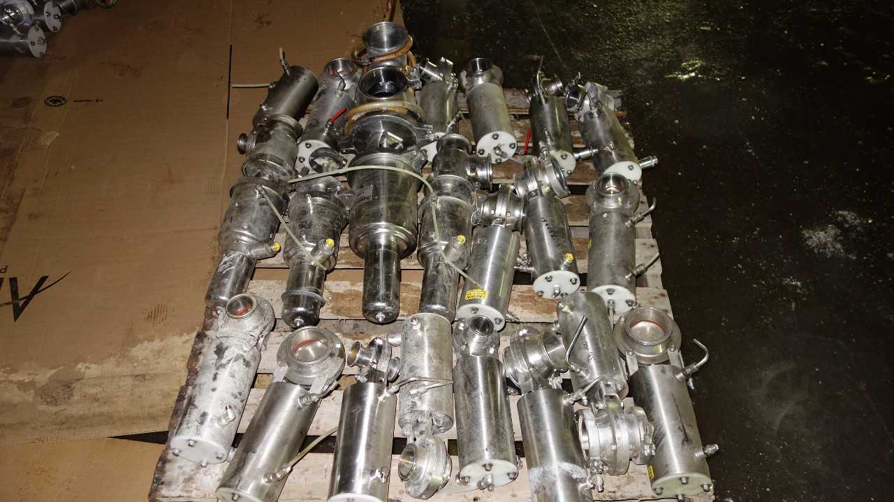 PALLET OF ASSORTED STAINLESS SANITARY BUTTERFLY VALVES, WAUKESHA - FOOD & BEVERAGE