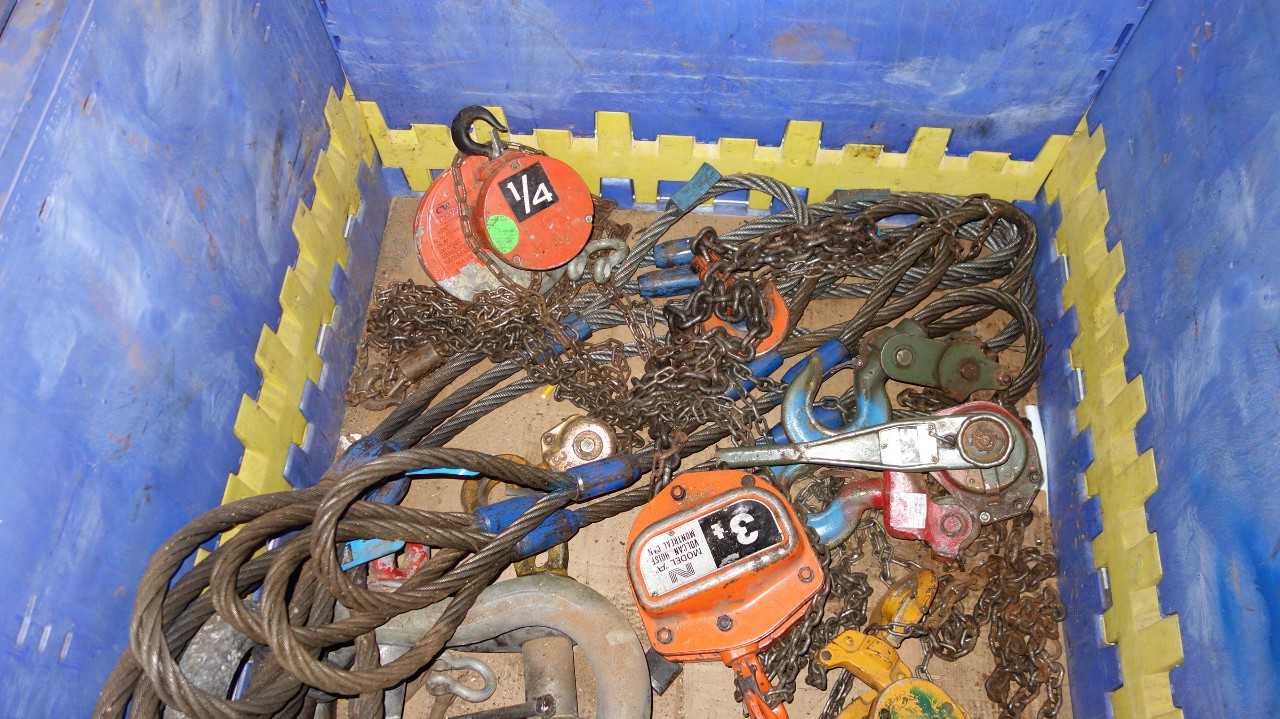 PALLET OF ASSORTED MANUAL CHAIN HOISTS, SLINGS, 1/4 - 3 TON, CM, KITO, VULCAN - LIFTING EQUIPMENT