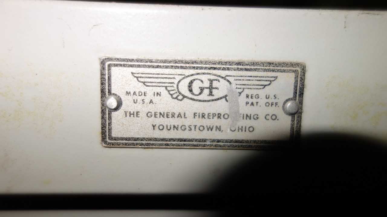 GENERAL FIREPROOFING 3 SHELF STEEL CABINET - TOOL STORAGE