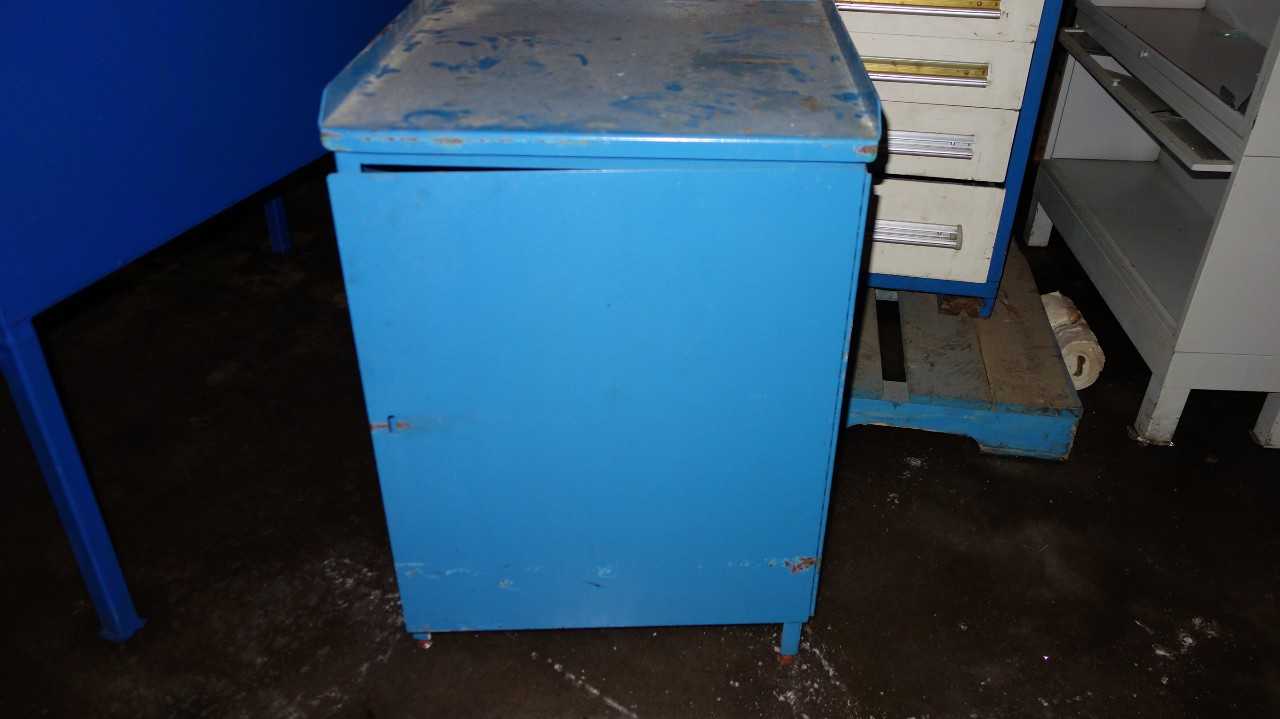 2 SHELF STEEL CABINET - TOOL STORAGE