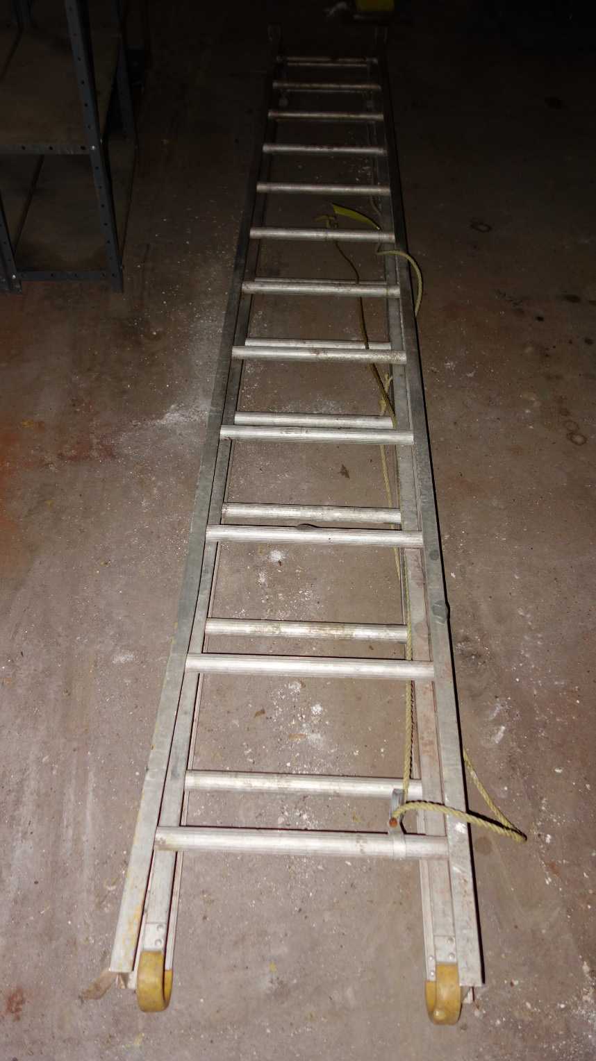 ALUMINUM EXTENSION LADDER - MISCELLANEOUS