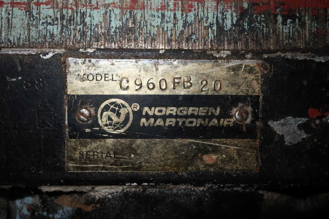 LOT OF ASSORTED NORGREN MARTONAIR PNEUMATIC CYLINDERS - PNEUMATIC CYLINDERS & ACTUATORS