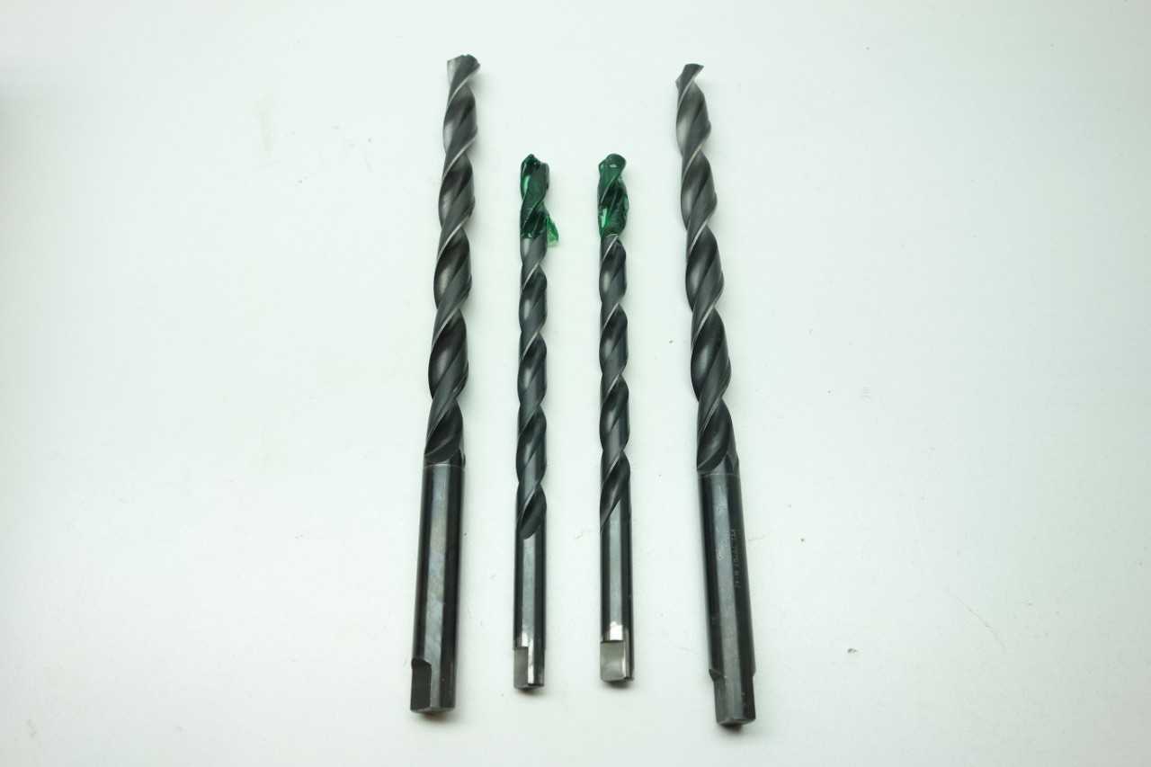 LOT OF ASSORTED DRILL BITS - ELECTRIC POWER TOOLS