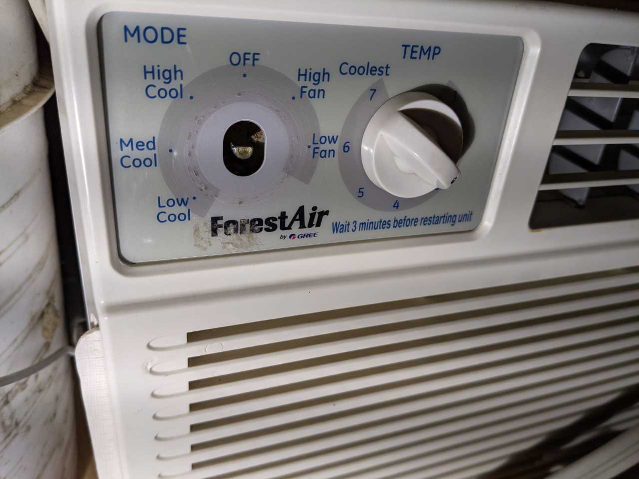 Lot of 2 wall unit air conditioner