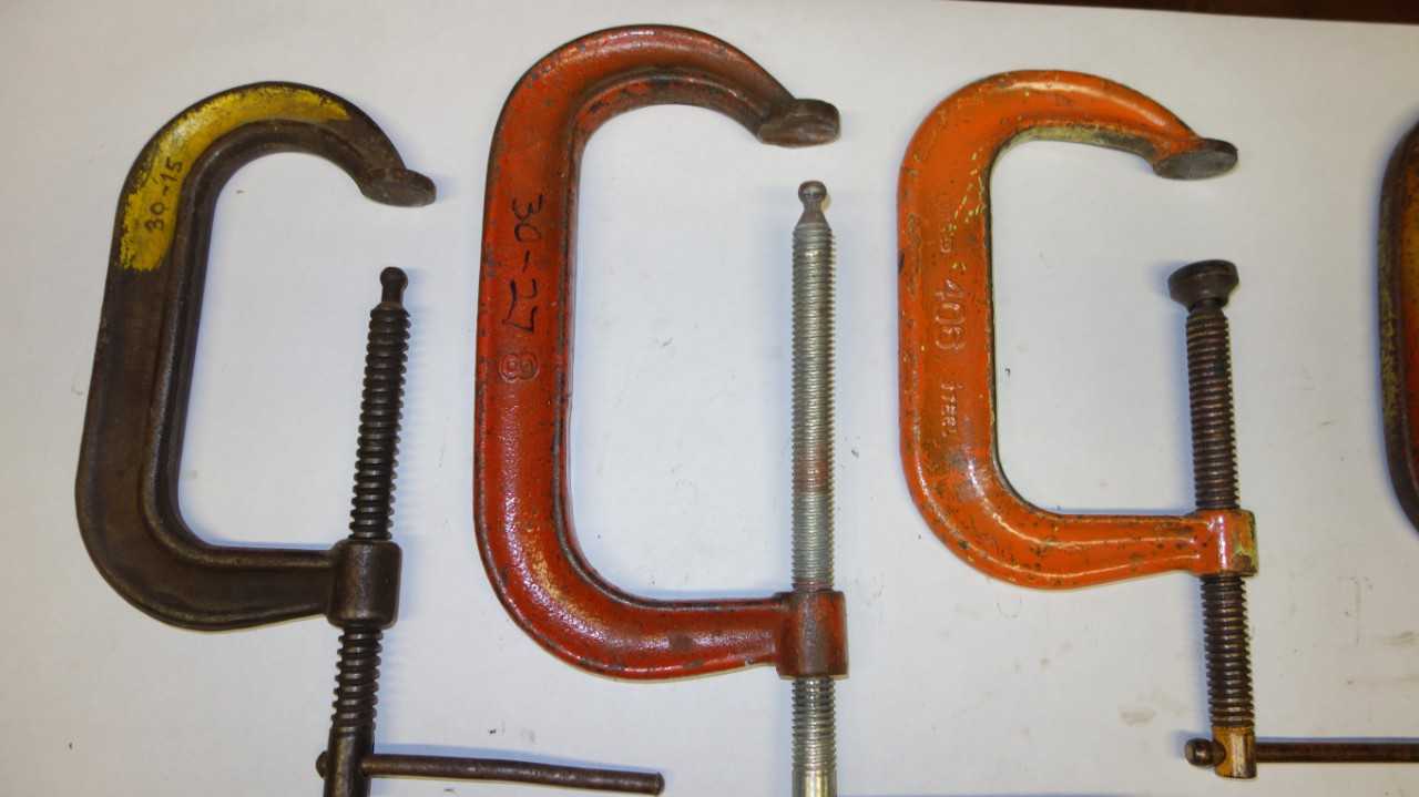 LOT OF 7 ASSORTED C-CLAMPS 6IN-8IN - HAND TOOLS
