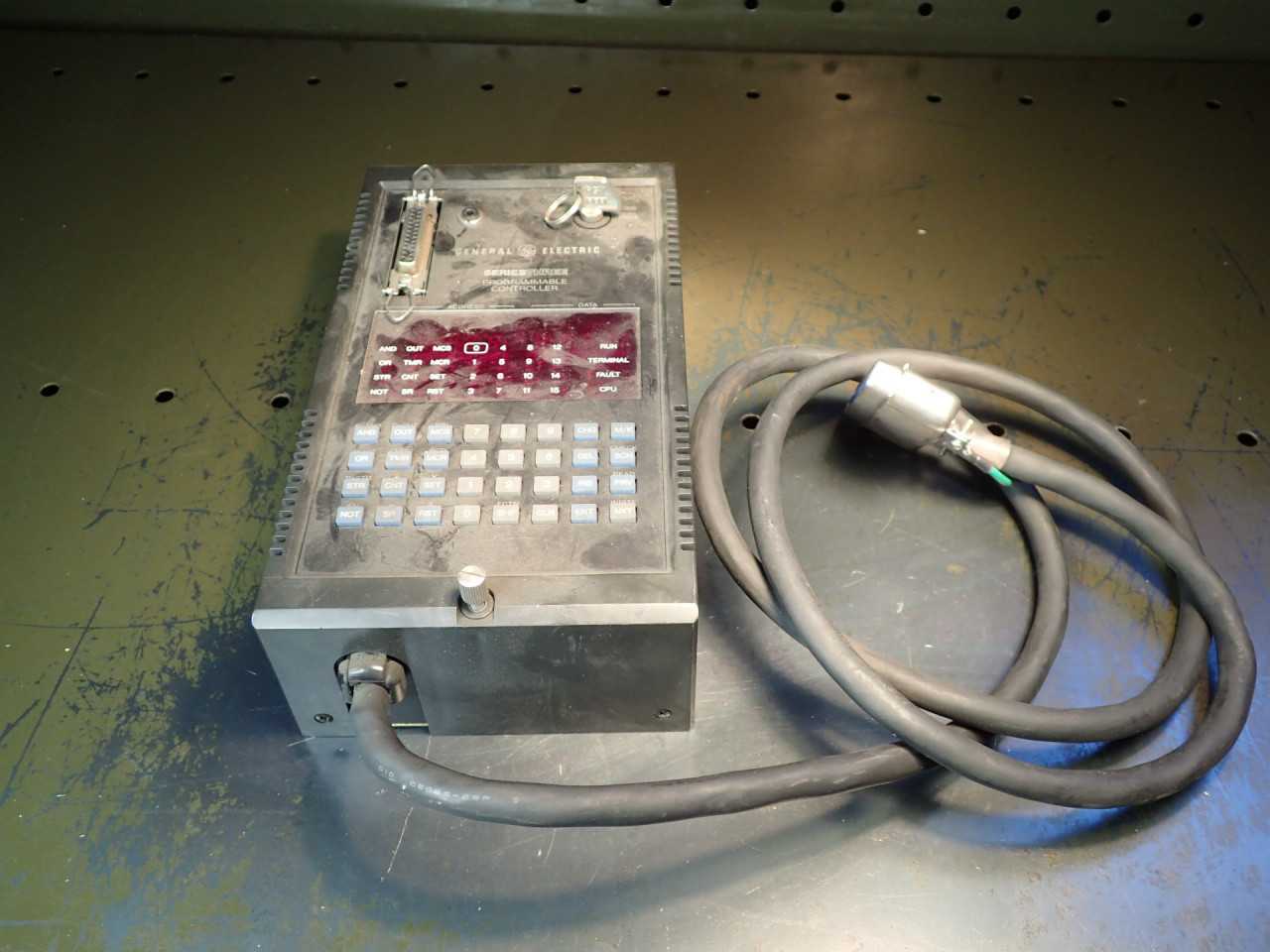 GE SeriesThree IC630CPU301A CPU/Programmer Controller Teach Pendant with Cable - AUTOMATION & CONTROLS