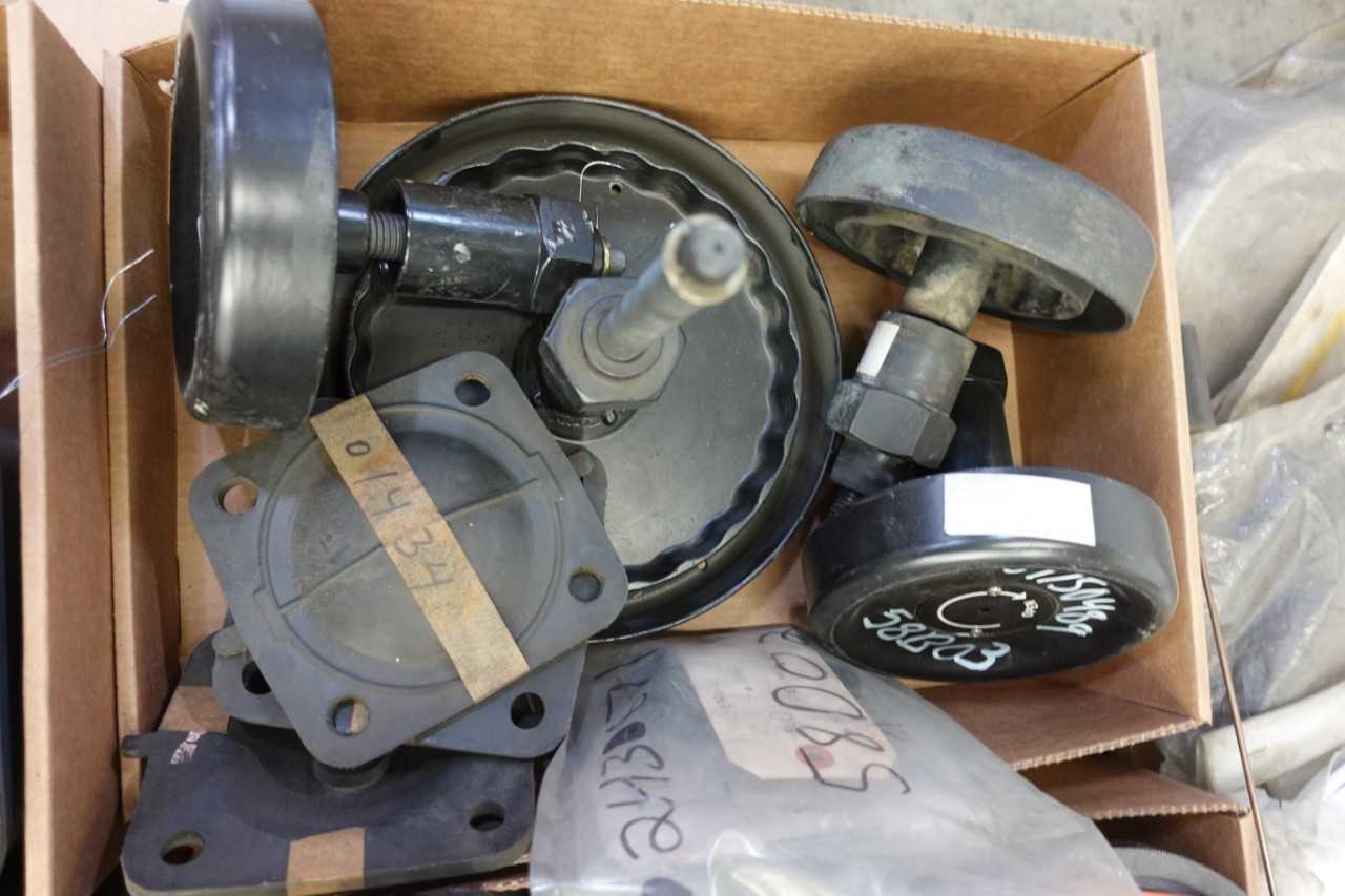 3 PALLETS OF ASSORTED VALVES AND VALVE PARTS - VALVES