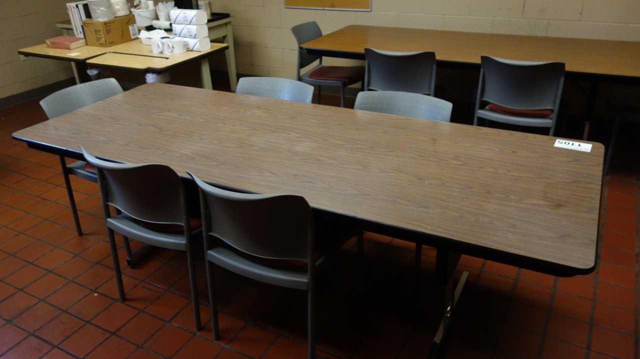 LOT OF FURNITURE, 1X TABLE, 5X CHAIR - PLANT & FACILITY